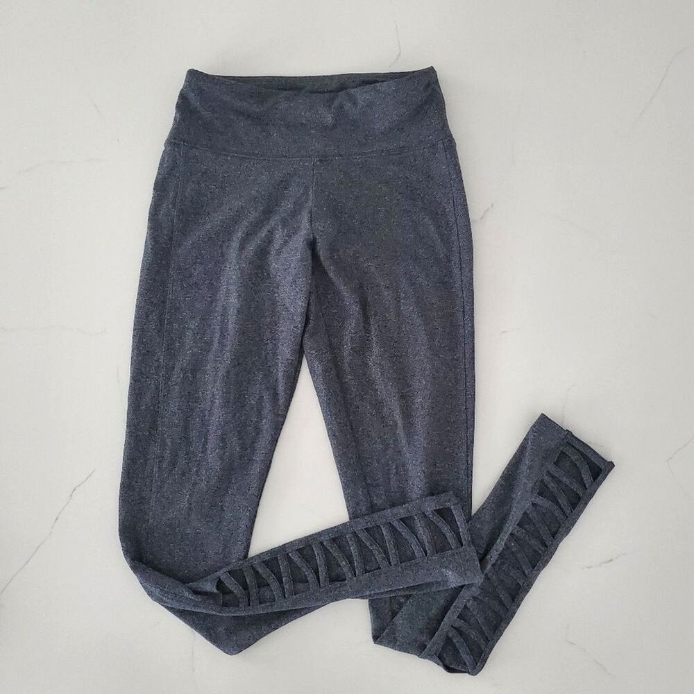 Victoria's Secret Victoria Sport Leggings Size XS Gray Ankle Length High Rise
